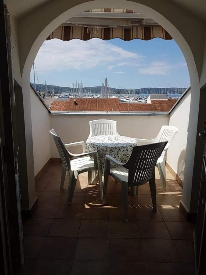 Villa Emilly Biograd Na Moru Setaliste Kneza Branimira 44 Exteriér fotografie